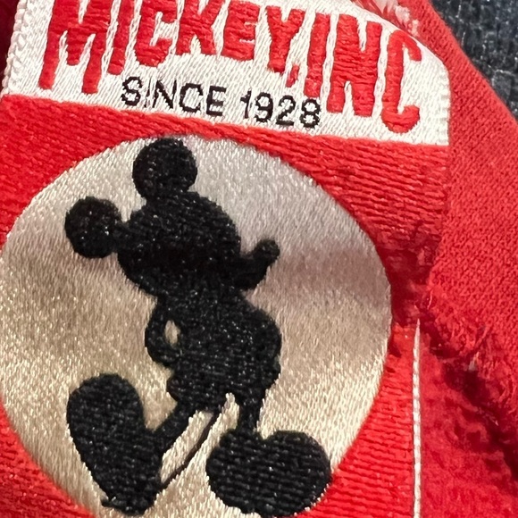 Vintage 1990s Mickey Mouse Disney Land Red Cartoon Graphic 90s Sweatshirt - Picture 9 of 9
